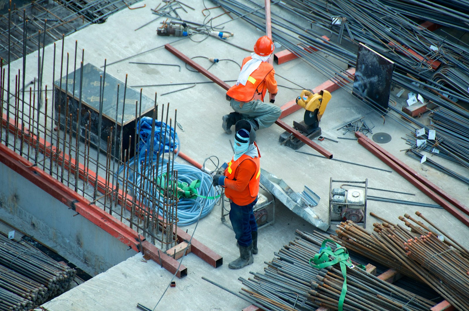 Construction materials and site workers